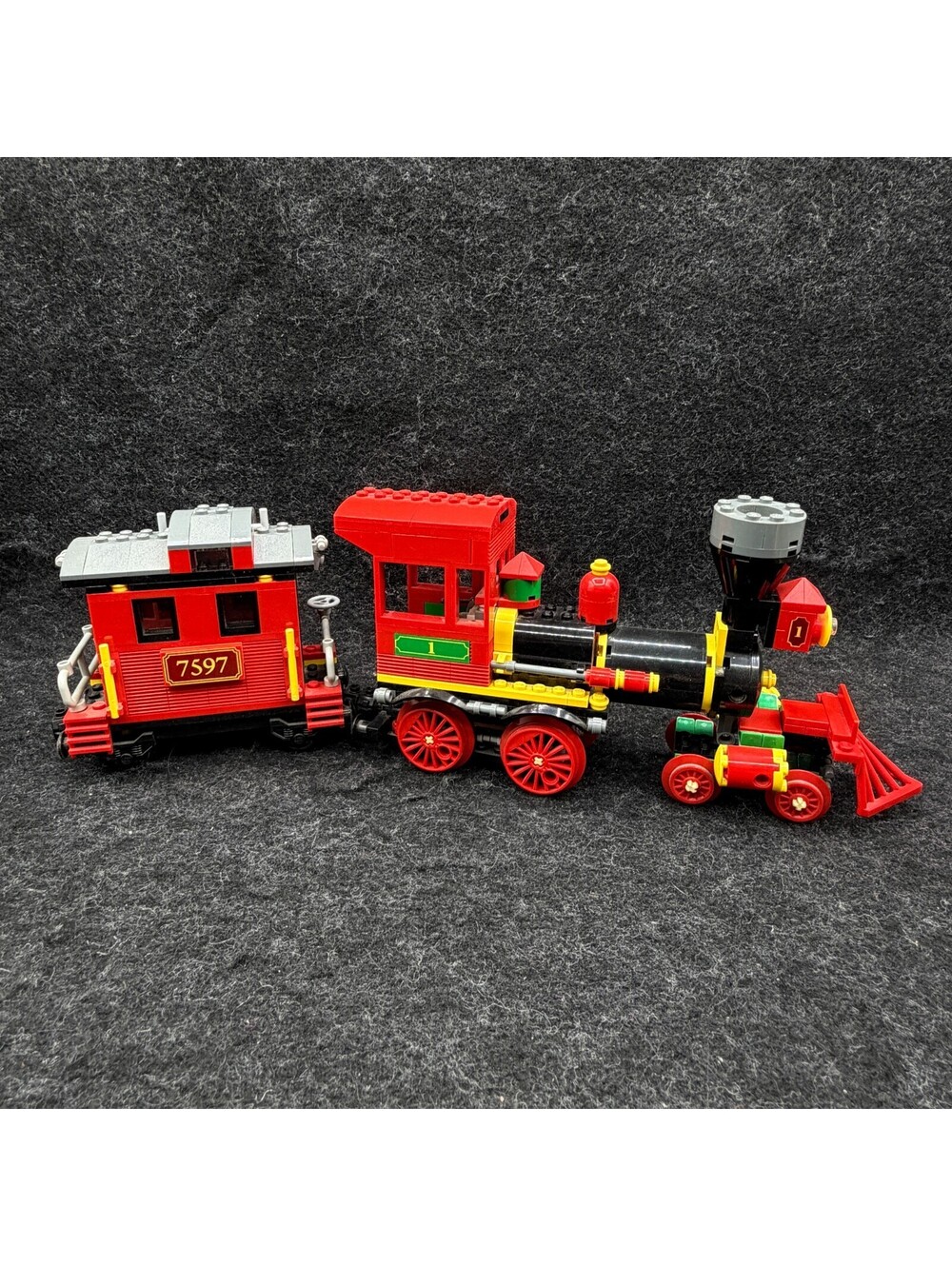 Not Complete LEGO 7597 Disney Toy Story Western Train Chase Toy Story LEGO 7597